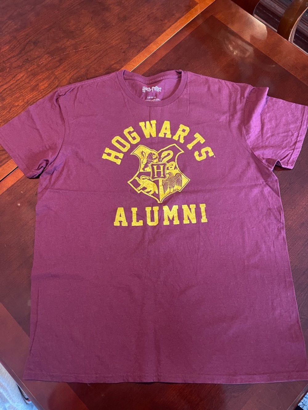 NWT - Warner Bros. Harry Potter Burgundy Tee with Yellow Crest - Size L